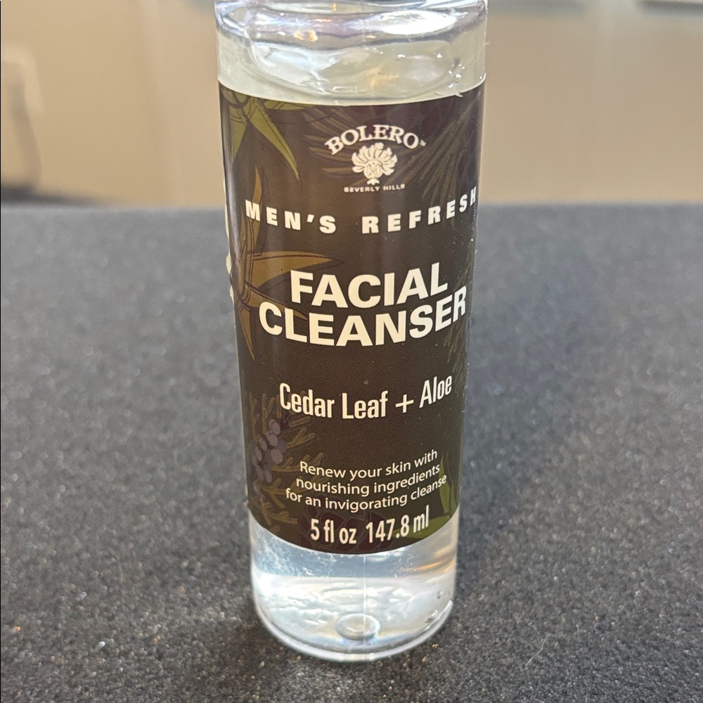 Men's Refresh Facial Cleanser - Clear